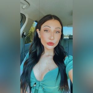 Meet your Posher, Joyce